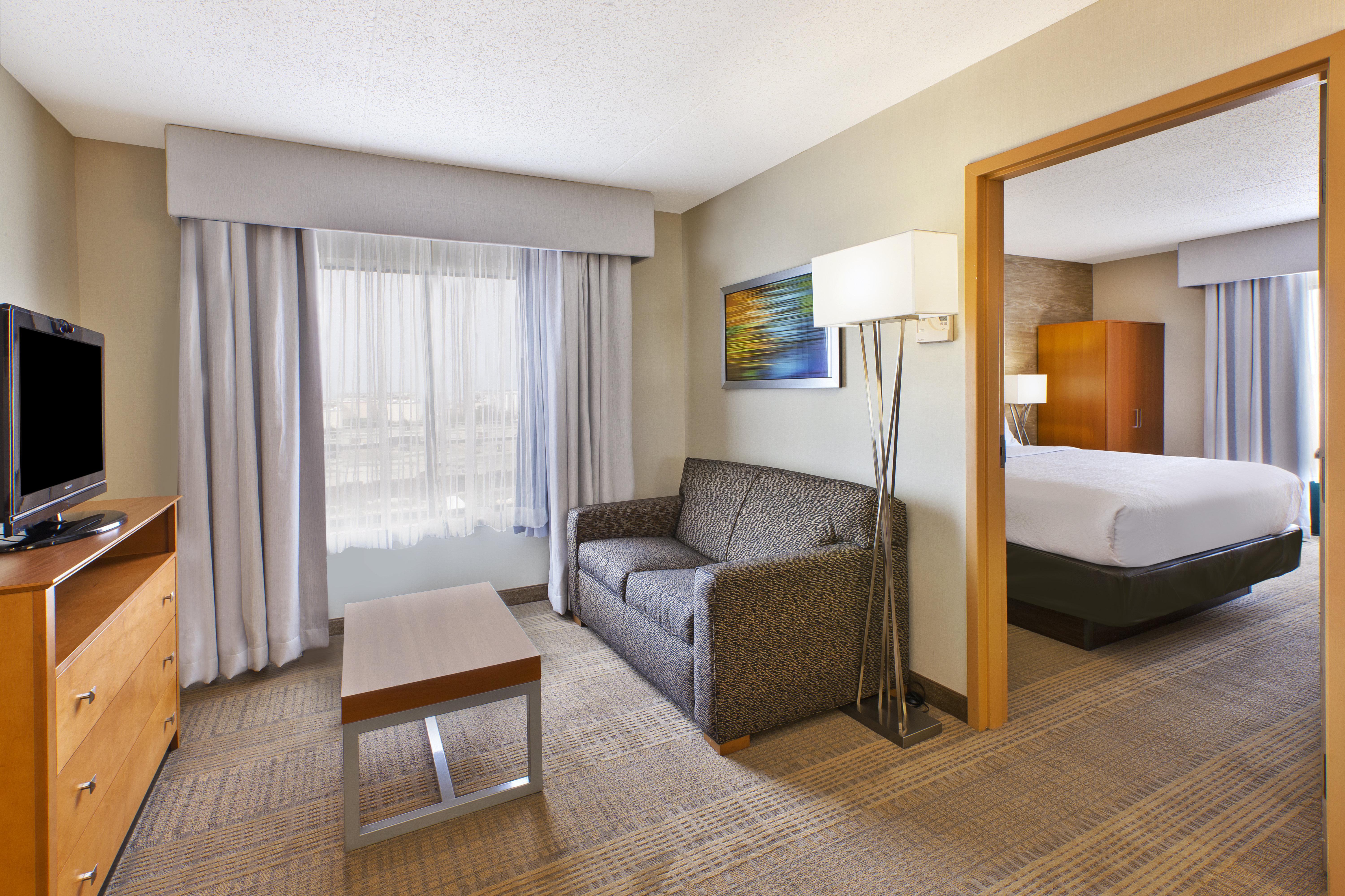 Holiday Inn & Suites Bolingbrook By Ihg Exterior foto
