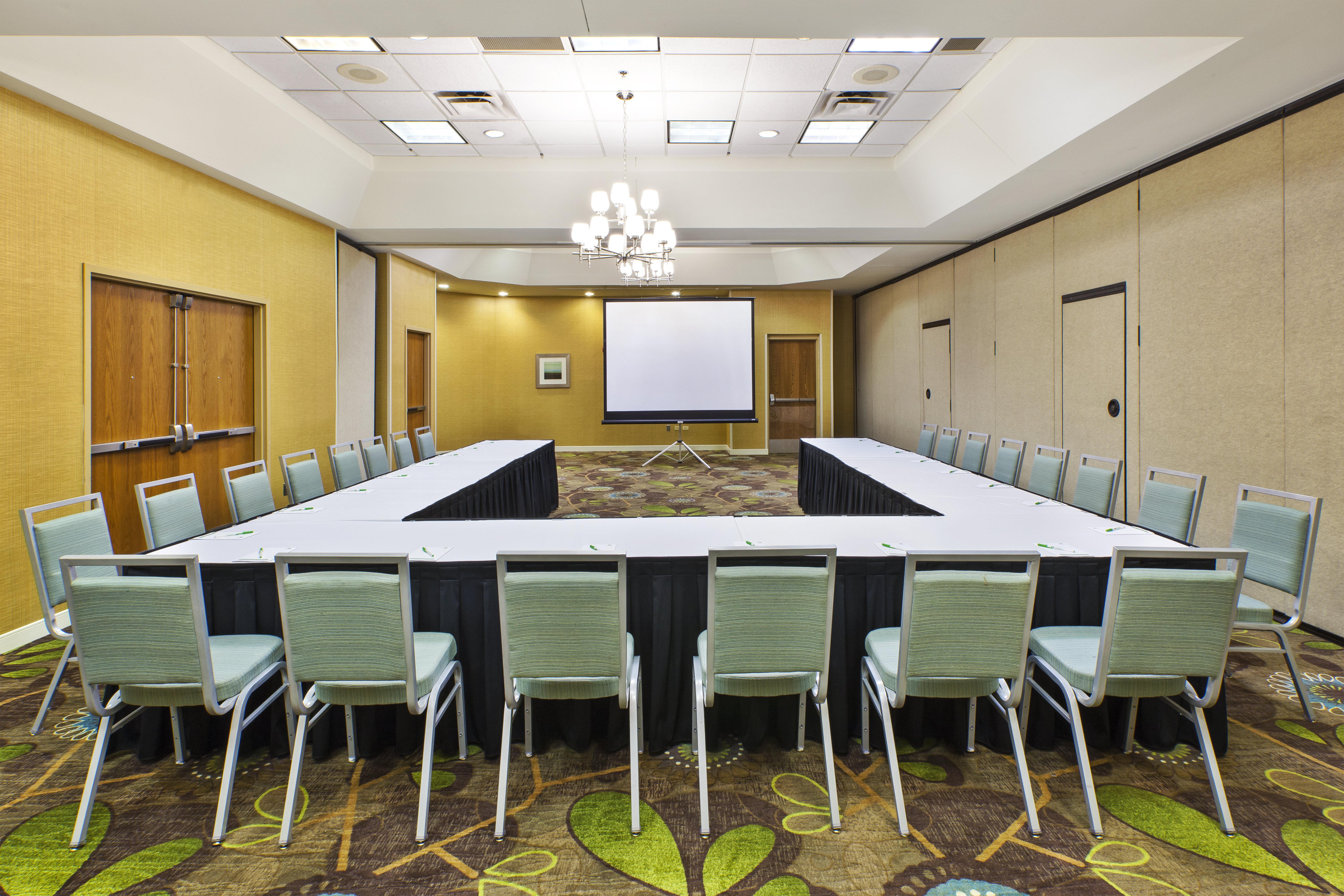 Holiday Inn & Suites Bolingbrook By Ihg Exterior foto