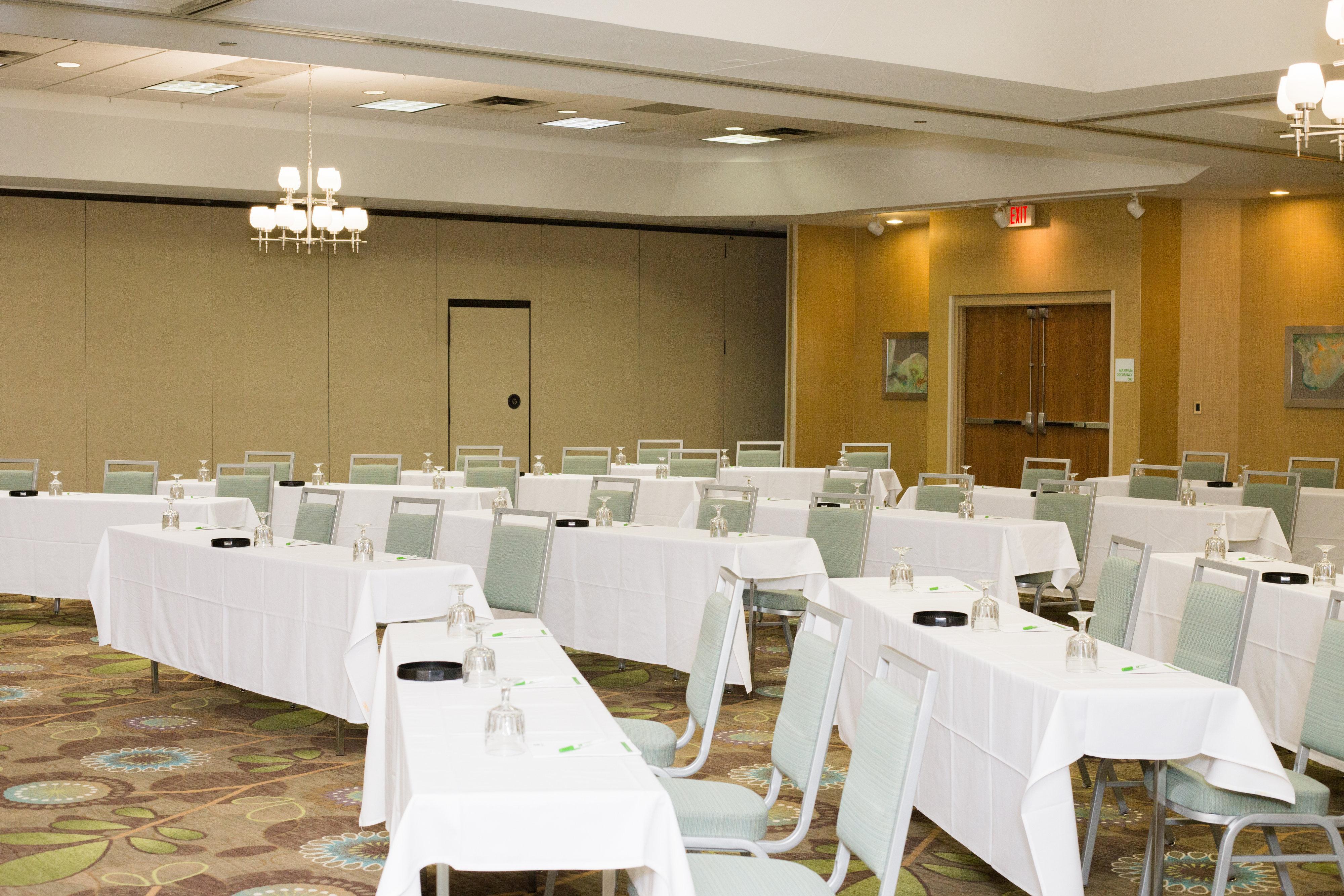 Holiday Inn & Suites Bolingbrook By Ihg Exterior foto