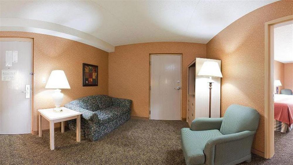 Holiday Inn & Suites Bolingbrook By Ihg Exterior foto