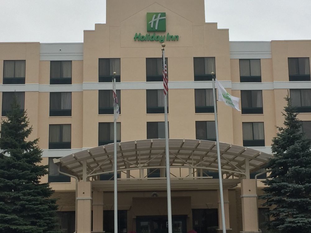 Holiday Inn & Suites Bolingbrook By Ihg Exterior foto