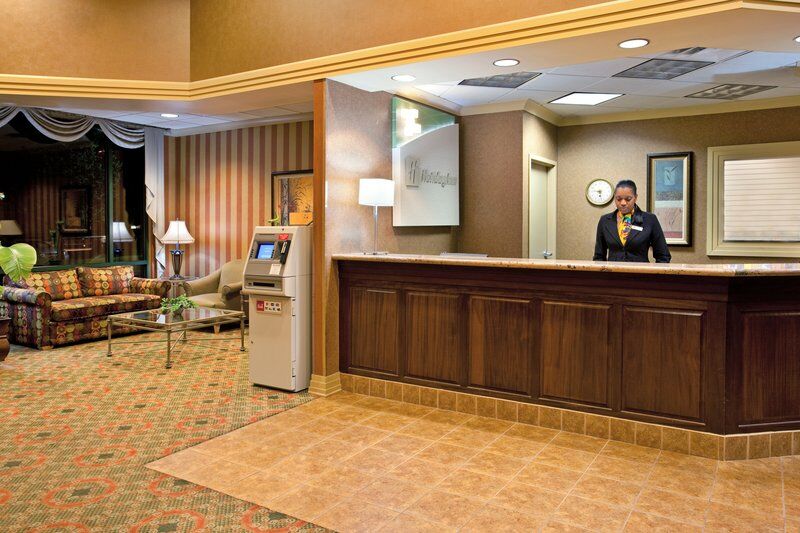 Holiday Inn & Suites Bolingbrook By Ihg Exterior foto